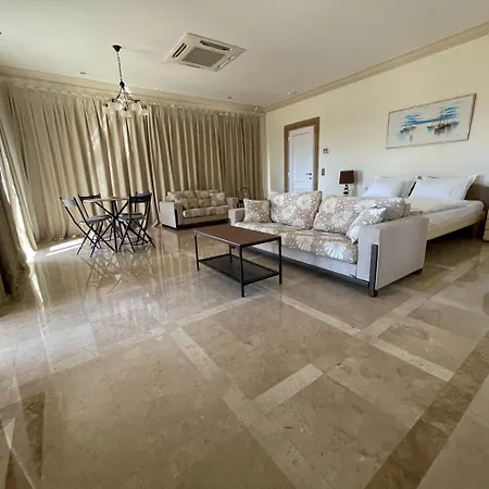 Nostrana Village Apartment *