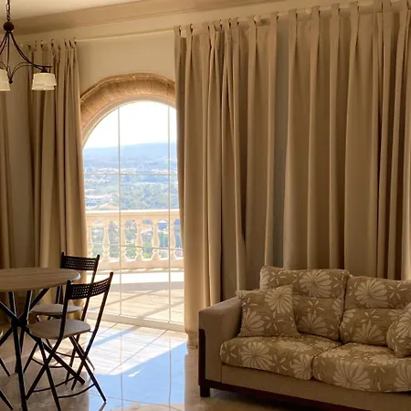 Nostrana Village Apartment